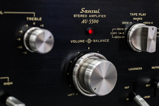 AMPLIFICADOR SANSUI