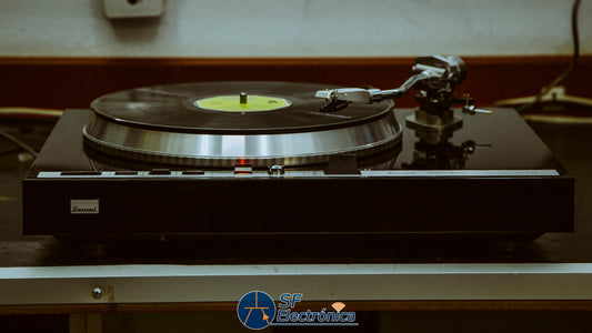 TOCADISCOS SANSUI