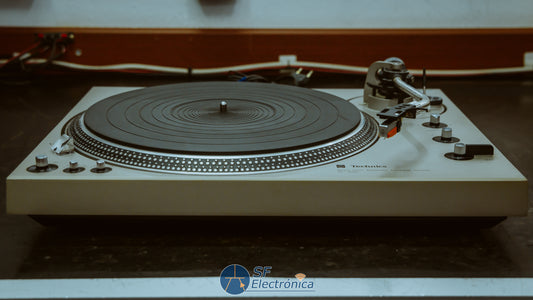 TOCADISCOS TECHNICS