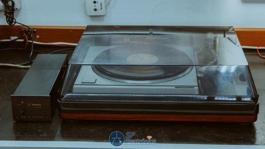 TOCADISCOS TECHNICS
