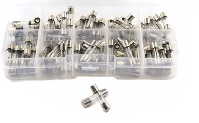 KIT SURTIDO FUSIBLE 5X20MM