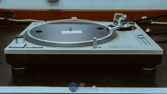 TOCADISCOS TECHNICS