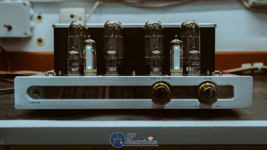 AMPLIFICADOR A VÁLVULAS YAOIN