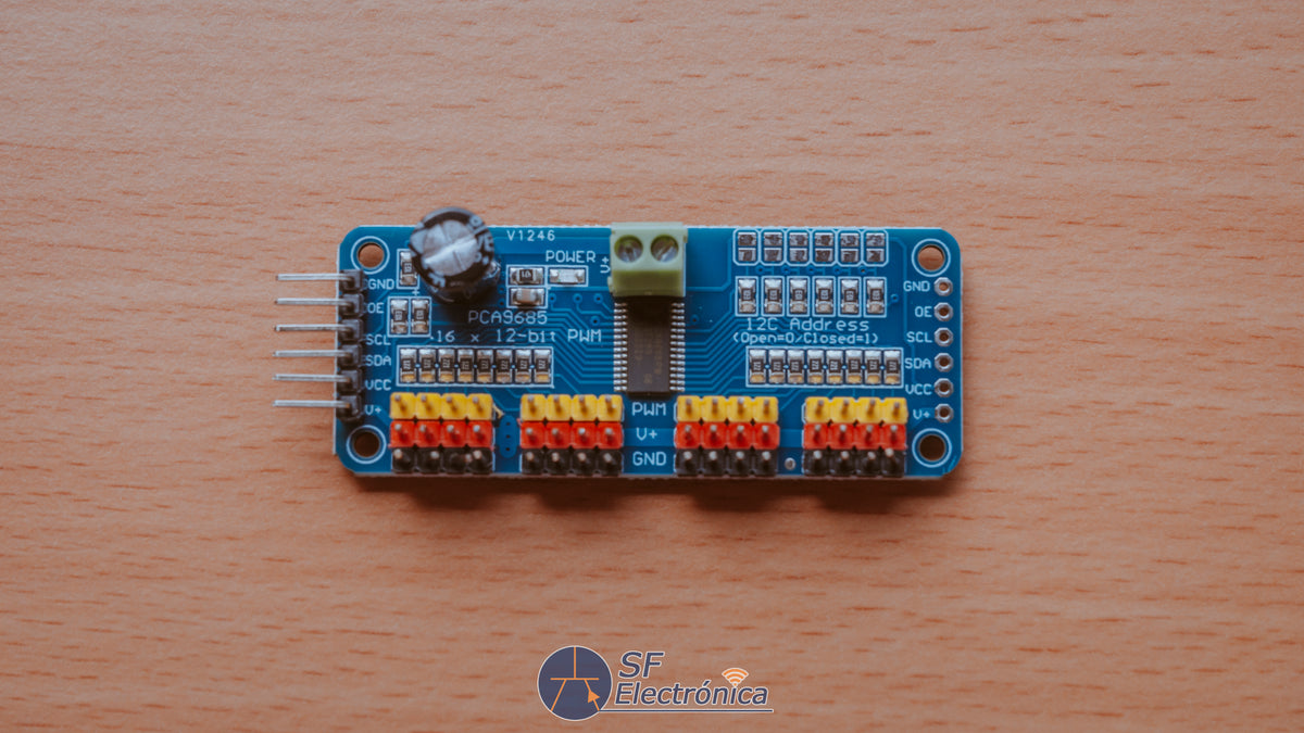 CONTROLADOR PWM 16 CANALES 12 BITS I2C